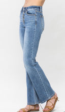 Load image into Gallery viewer, Judy Blue Vintage Button Fly Bootcut Jeans
