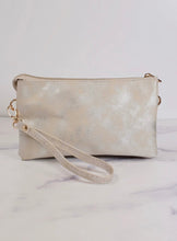 Load image into Gallery viewer, Liz Crossbody in Glimmer Silver
