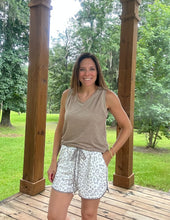 Load image into Gallery viewer, Gina shorts
