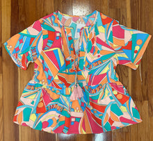 Load image into Gallery viewer, Abstract Geo Peplum Top
